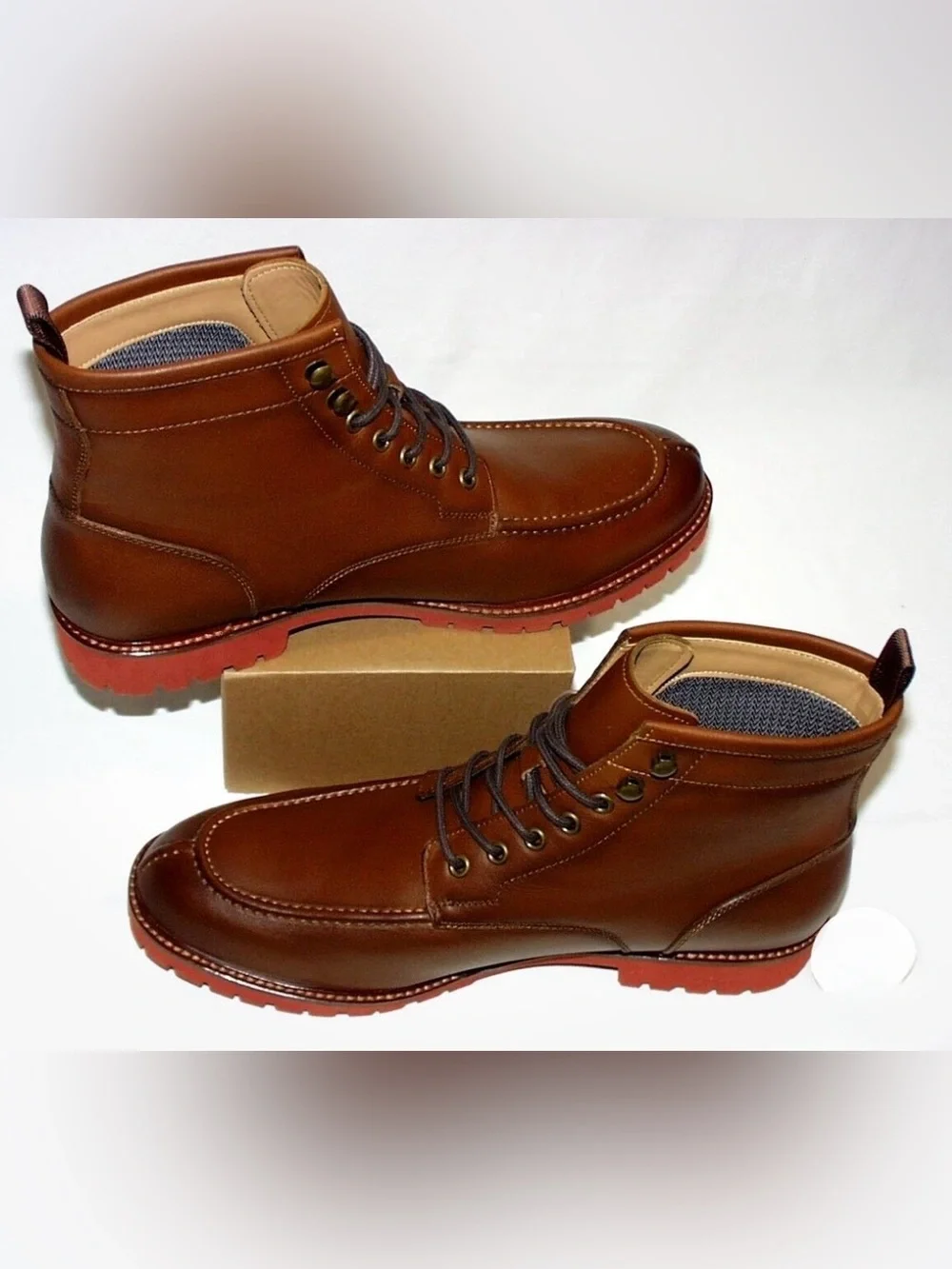 Vince Camuto Men’s Chestnut Brown Leather Chukka Boots S 10 NIB